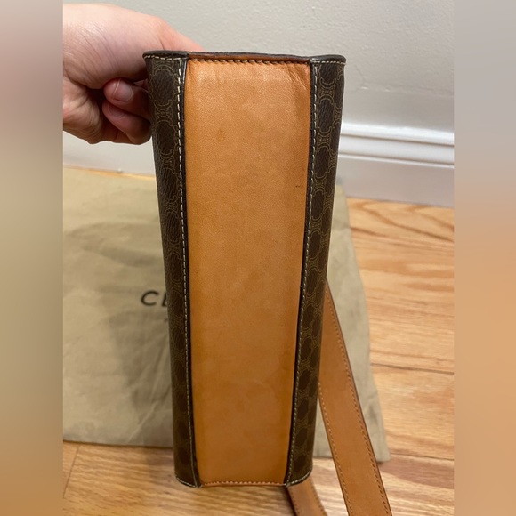 Authentic preloved Celine macadam shoulder bag - Picture 4 of 13